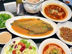 -艳阳天·非遗楚菜(武汉客厅店)