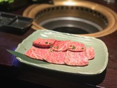 -山川小町·极番烧肉(新地假日广场店)