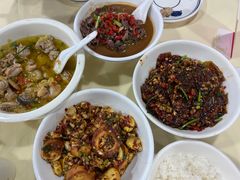-笨罗卜浏阳菜馆(太平街店)