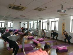 -爱尔乐美孕产瑜伽·普拉提