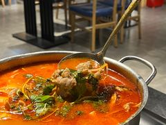 酸汤牛肉火锅-泉味道贵州厨房(三里河店)