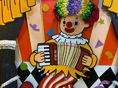 -杨梅红艺术教育(万象城校区)