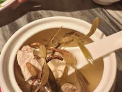 石橄榄炖猪骨-春梅里卤鹅馆·47年老字号(中山路店)