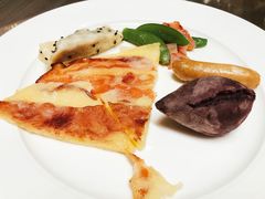 -上海滴水湖皇冠假日酒店