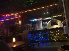 -城墙外BAR
