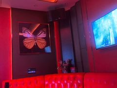 -萧邦音乐会所KTV(向西店)
