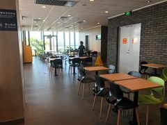 大堂-麦当劳(三亚凤凰机场店)