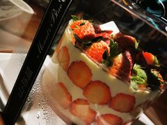 -山与蓝·轻糖鲜果蛋糕(勒泰店)