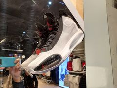 -Air Jordan(世贸天阶店)