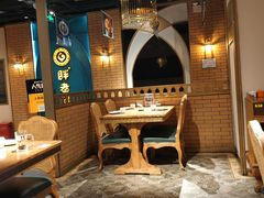 大堂-胖老汉椒麻鸡清真新疆菜(西御街店)