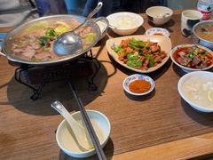 -肖四女乐山跷脚牛肉(世博源店)