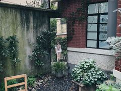 -胶囊画廊