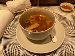 鸡汤松茸竹荪炖花胶-湖滨28中餐厅·西湖宴·杭州君悦酒店