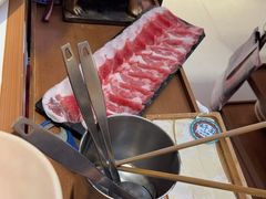 -老牌坊云南鱼豆花火锅(哈西万达店)