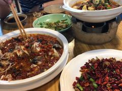 -湘聚南县土菜馆(龙山二路店)