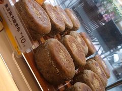 黑芝麻大鼓面包-85度C(石狮狮城店)