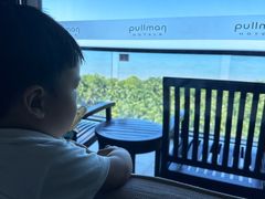 -三亚湾海居铂尔曼度假酒店