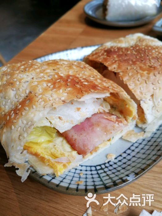 火腿鸡蛋烧饼