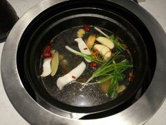 -三不牛腩(宾虹路店)