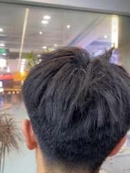 -川和潮人