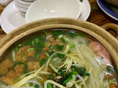 -蒙自源过桥米线(沃尔玛店)