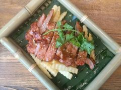 -胡桃里音乐餐厅(陶溪川店)(川湘赣菜·世界百大酒庄直供红酒·音乐表演)