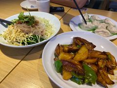 -关东小磨东北菜(上海长风大悦城店)