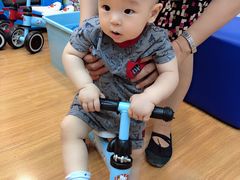 -抱抱熊托育中心(大悦城店)