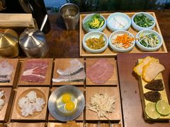 -银米·云南传统过桥米线(双廊黑金冠店)