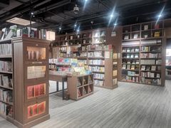 -漓江书院(三祺广场店)