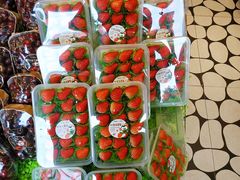 -PAGODA百果园(深圳天琴阁店)