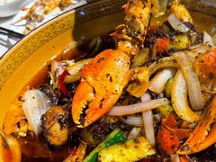 -休记光头香辣蟹干锅店(衣冠庙店)