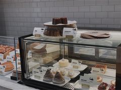 面包甜点陈列柜-光作面包Voila Lumiere(中山店)