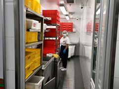 -海底捞火锅(河东万达广场店)