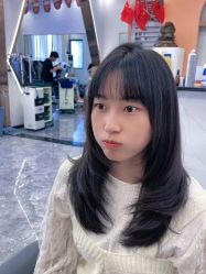 -V8潮牌·接发烫染连锁