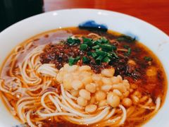 -兵哥豌豆面(雅颂居店)