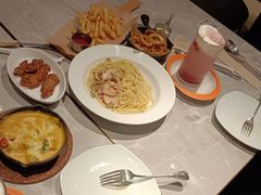 -必胜客(阿诗玛店)