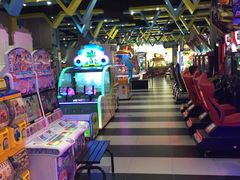 -反斗乐园π·电玩·高空拓展·蹦床(龙华天虹店)