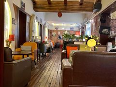 -爱上层楼咖啡馆(为公桥店)