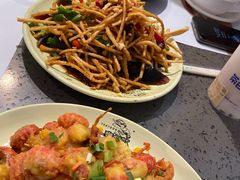 -一棠龙虾•王牌虾球(楚河汉街店)