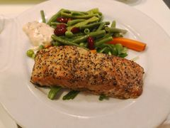 热熏三文鱼配刀豆色拉-宜家·瑞典风味餐厅(北京西红门店)