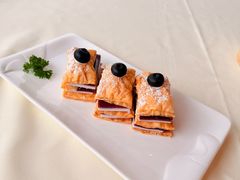 蓝莓拿破仑-利苑酒家(合景国际金融广场店)