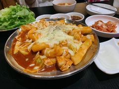 芝士炒年糕-青春贝壳韩国烤肉(虹泉路店)
