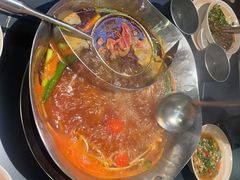 -由衷贵州酸汤牛肉火锅(新桥店)