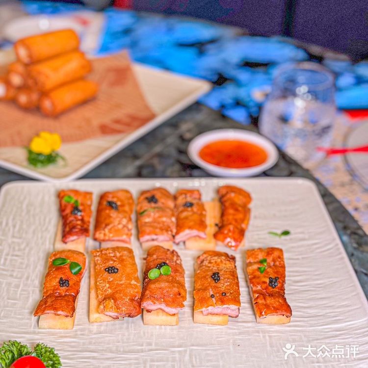 上海氛围感餐厅🍴北外滩江景绝绝子💓
