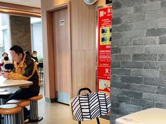 用餐区-麦当劳(欢乐谷店)