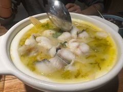 -九锅一堂酸菜鱼(万达广场店)