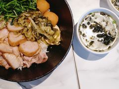 卤水猪脚饭配潮州酸菜-MR鹅外