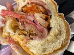 -Bánh Mì Huynh Hoa