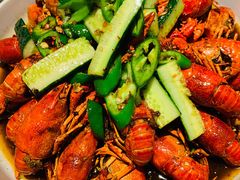 -龙巢盱眙龙虾·牛蛙·烧烤宵夜(八卦岭店)